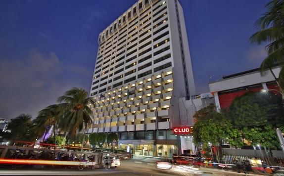 Front View di Jayakarta Hotel & Spa