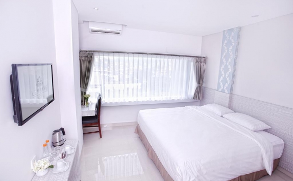 Double bed di Kembang Hotel