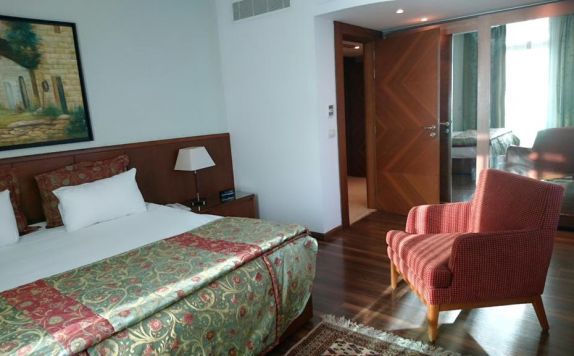 Guest room di King Suite Hotel Bengkulu