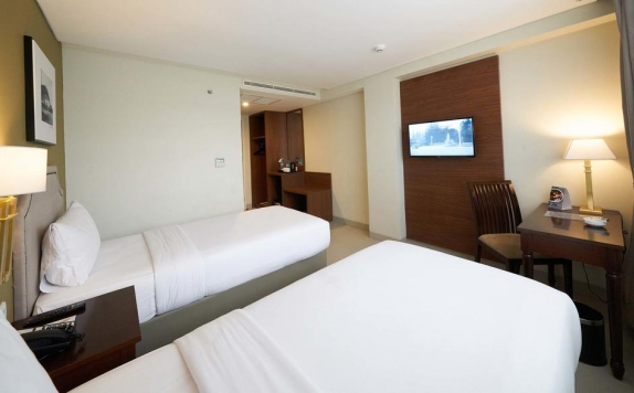 Tampilan Bedroom Hotel di Kokoon Hotel Surabaya