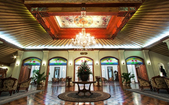 interior di Kusuma Sahid Prince Hotel