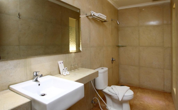 Bathroom di Laxston Hotel