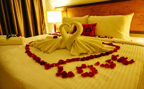 Leisure Cove Hotel and Apartments