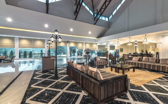 Lobby di Lido Lake Resort by MNC Hotel