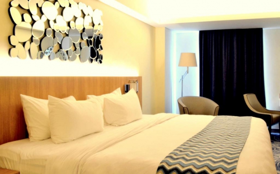 guest room di Louis Kienne Hotel Simpang Lima