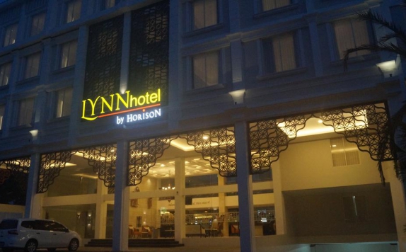 Eksterior di Lynn Hotel