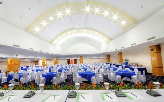 Meeting Room di Madani Syariah Hotel