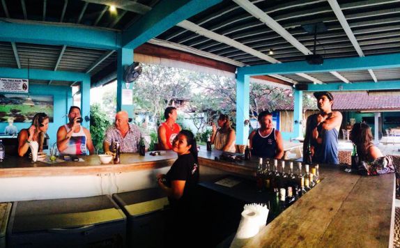 bar di Mainski Lembongan Resort