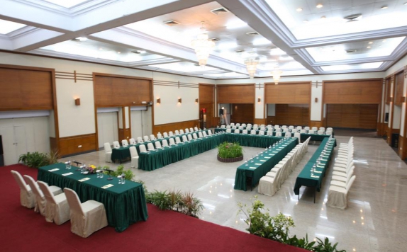 Meeting room di Makassar Golden Hotel