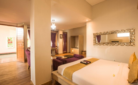 Tampilan Bedroom Hotel di Marbella Pool Suites Seminyak