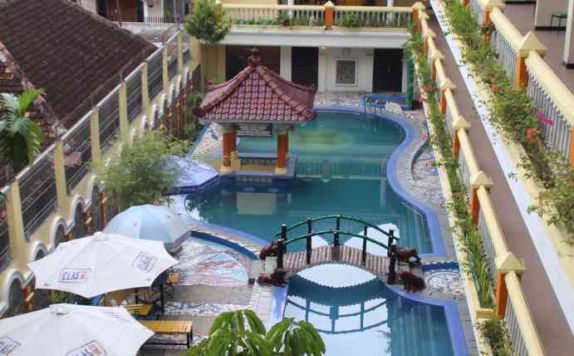 Pool di Mega Bintang Sweet Hotel