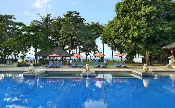 Swimming Pool di Mercure Resort Sanur