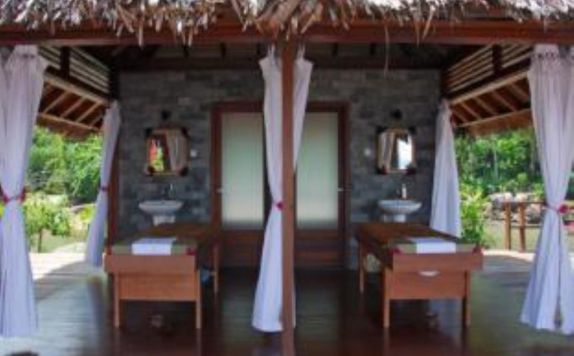spa di Minahasa Lagoon Hotel