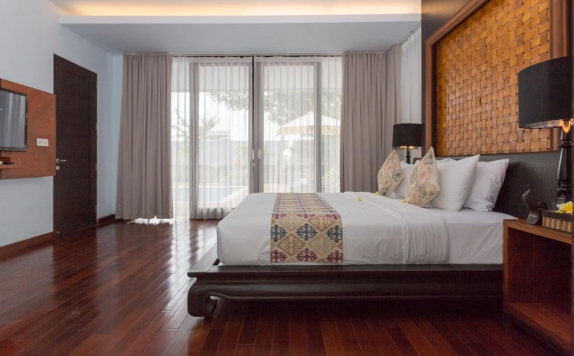 Bedroom di Nagisa Bali Bay View Villas