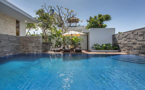 Swimming Pool di Nagisa Bali Bay View Villas