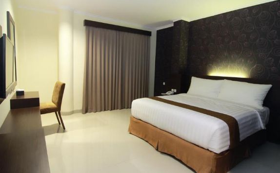 guest room di Nueve Jogja Hotel