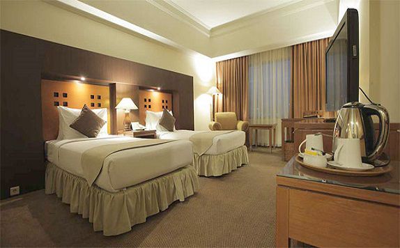 Executive Business di Oasis Amir Hotel Jakarta