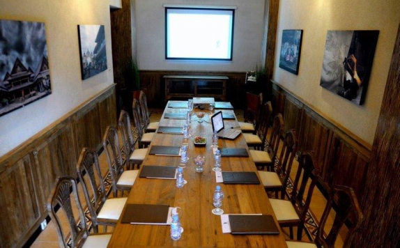 Meeting room di Omah Sinten Heritage Hotel