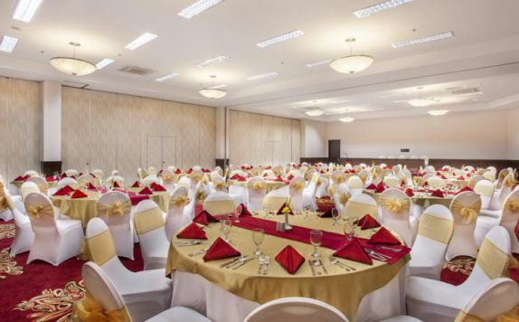 ballroom di Padjadjaran Suites Business & Conference Hotel Cengkareng