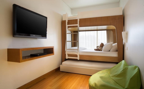 Tampilan Bedroom Hotel di Padma Resort Legian
