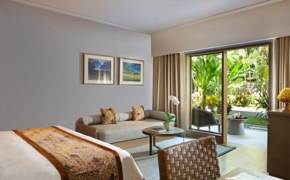 Tampilan Bedroom Hotel di Padma Resort Legian