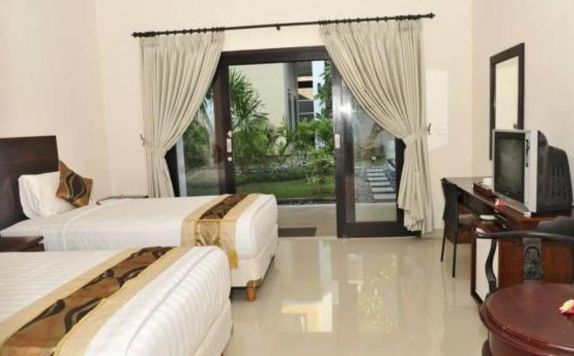Twin Bed di Padmasari Resort Hotel