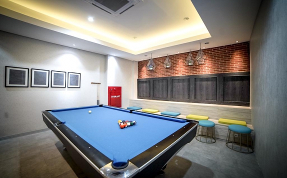 billiard di PALM PARK Hotel Surabaya