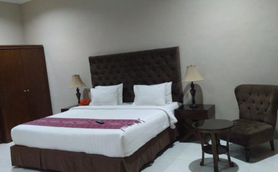Bedroom di Paseban Sena Ballroom & Boutique Hotel