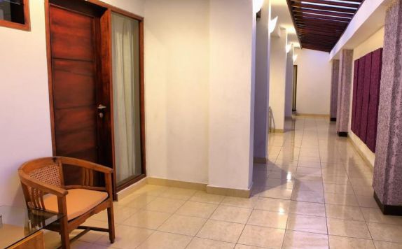 Koridor di Patrisia Hotel