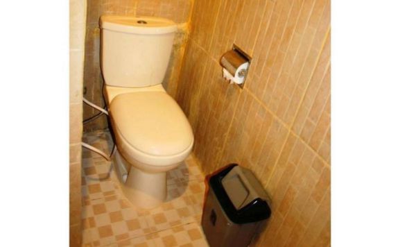 Bathroom di Pecatu Guest House