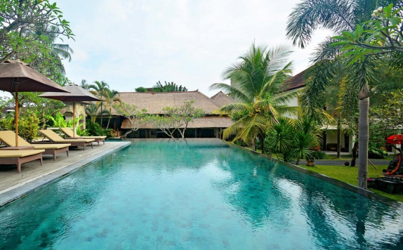 Swimming Pool di Pertiwi Resort & Spa