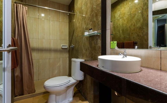 Bathroom di Plan B Hotel