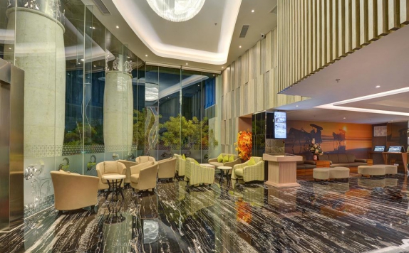 Lounge di Platinum Adisucipto Hotel & Conferene