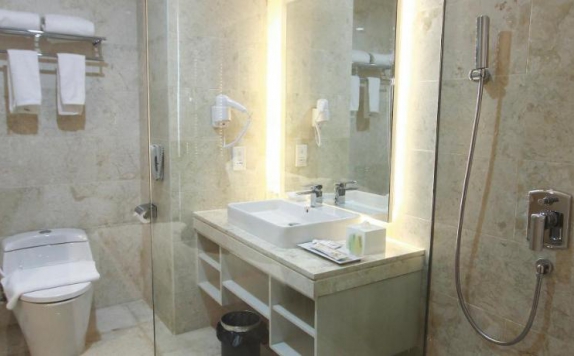 Bathroom di Platinum Balikpapan