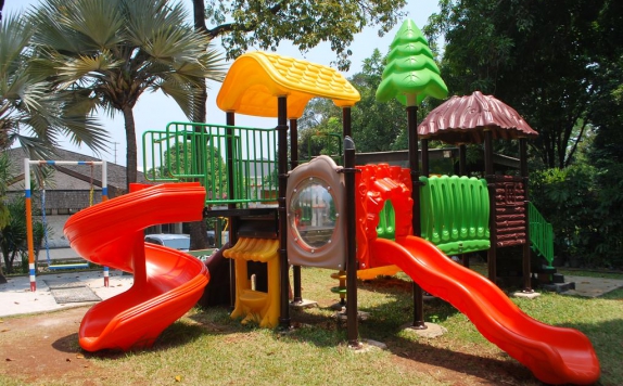 play kids facilities di Pondok Putri Duyung Ancol