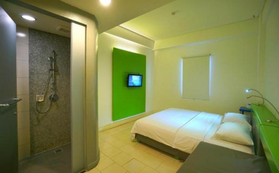 Bedroom di Pop Hotel Sangaji