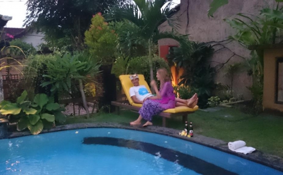 Outdoor Pool Hotel di Praschita Bali