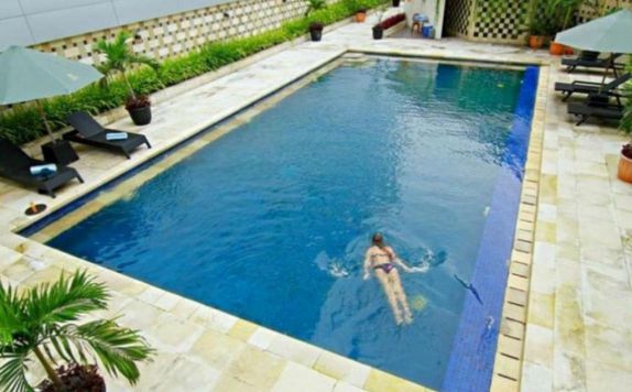 Swimming Pool di Premier Basko Hotel