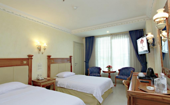 guest room twin bed di Prima Cirebon