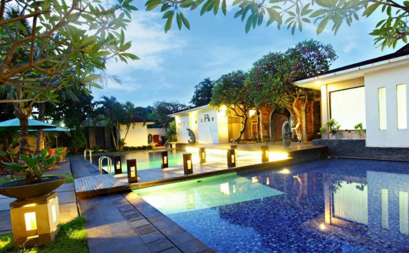 Swimming pool di Prima Cirebon