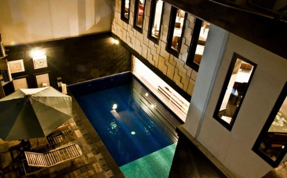 Swimming Pool di Puri Ayu Hotel