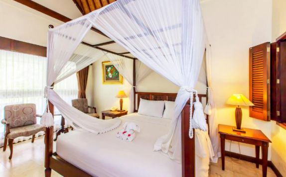guest room di Puri Bunga Resort & Spa