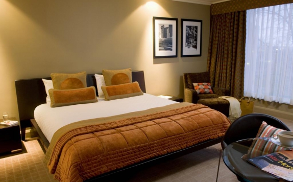 Radisson Edwardian Heathrow