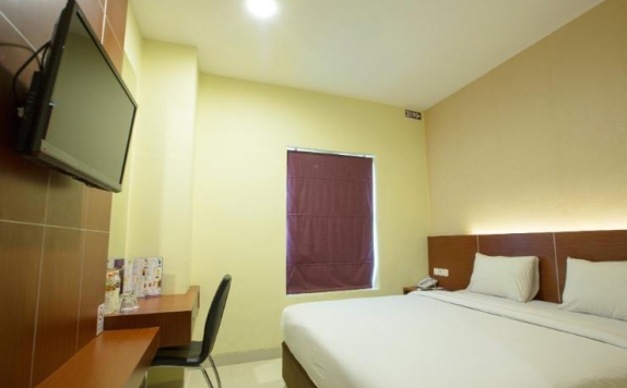 Bedroom di Raising Hotel Makassar