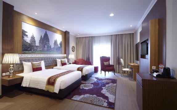 Tampilan Bedroom Hotel di Ramada Suites by Wyndham Solo