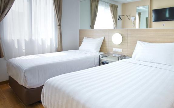 Twins Bed di Red Planet Hotel Pasar Baru