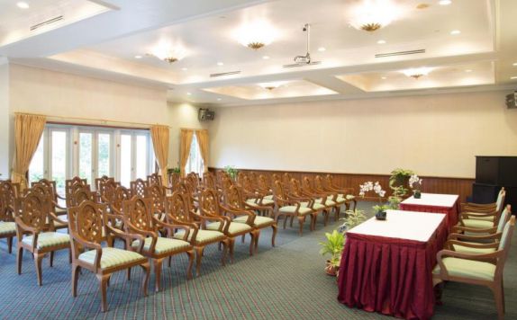 Ruang Rapat di Ria Bintan Golf Lodge