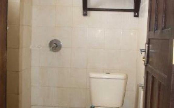 Bathroom di Ronggolawe Cepu