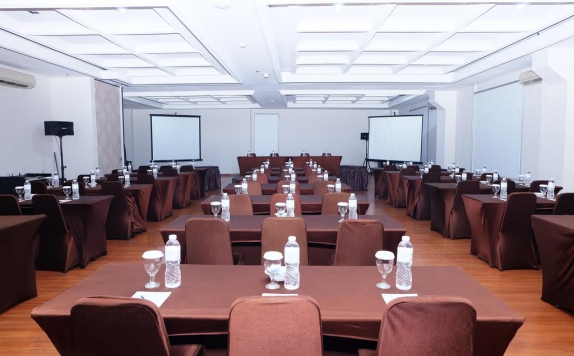Meeting Room di Royal Bogor