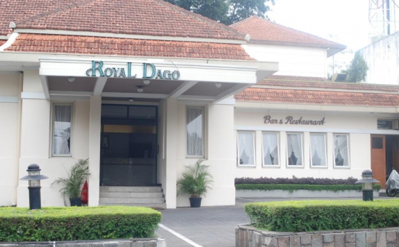Eksterior di Royal Dago Hotel